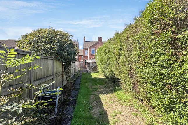 88 Crescent Road, Coalville photo 2