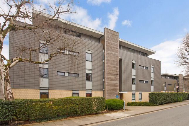 Thumbnail Penthouse for sale in Manor Road, St. Albans