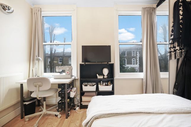 Flat for sale in Dartmouth Park Hill, Dartmouth Park