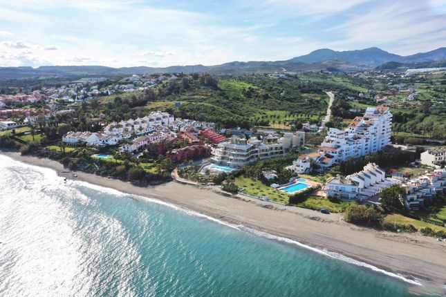 Thumbnail Apartment for sale in Estepona West, Estepona, Malaga, Spain