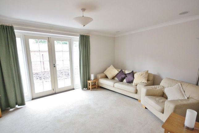 Second Wood Street, Nantwich photo 4