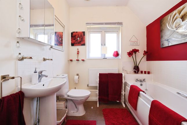 4, Holloway Close, Salisbury photo 4