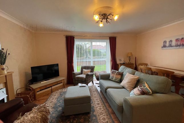 Flat for sale in Pier Avenue, Whitstable
