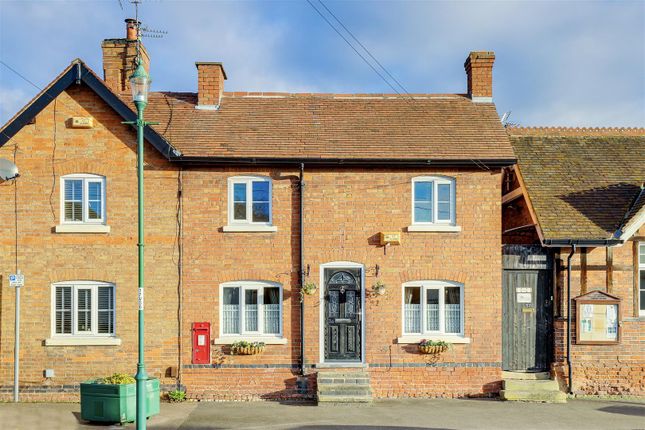 Thumbnail Cottage for sale in Village Road, Clifton Village, Nottinghamshire