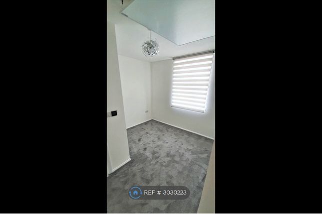 Flat  A Balderton Gate, Newark photo 2