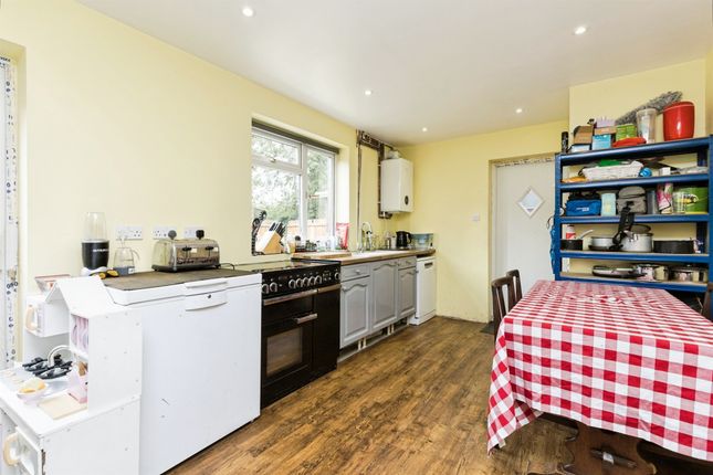 149, Royal George Road, BURGESS HILL photo 4