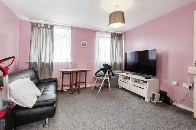 Flat for sale in Anglesea Terrace, Southampton, Hampshire