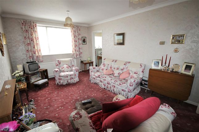 Worsley Road Swinton Manchester M27 2 Bedroom Flat For Sale