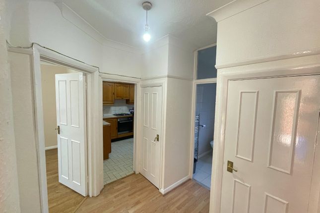23 Brookfield Court, Gooseacre Lane, Harrow photo 4