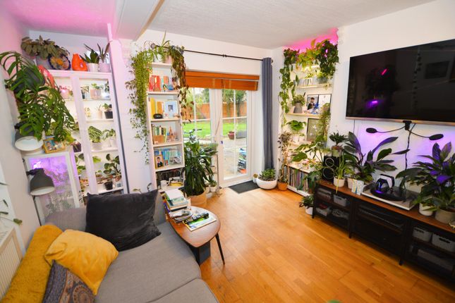 Flat 6 Longdown Lodge, Crowthorne Road, Sandhurst photo 3
