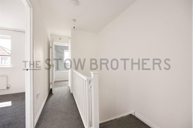 35, Clifford Road, London photo 4