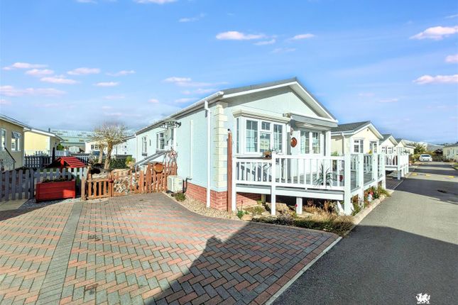 2-bed caravan on 43 Westover Park, West Street, Whitland, £135,000