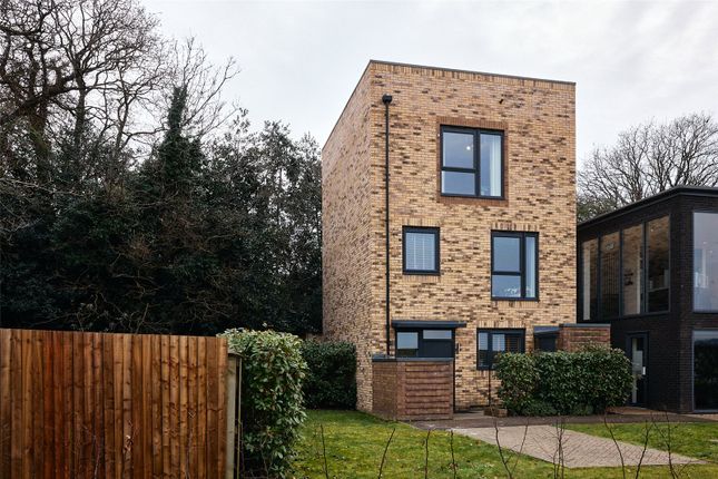 3-bed house on The Quarry, 34, Adit Road, Erith, £525,000