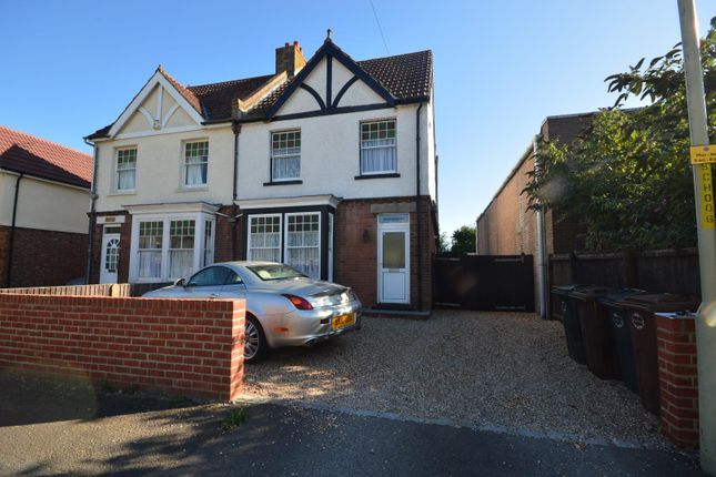 3 bed semi-detached house to rent in South Stour Avenue, Ashford TN23