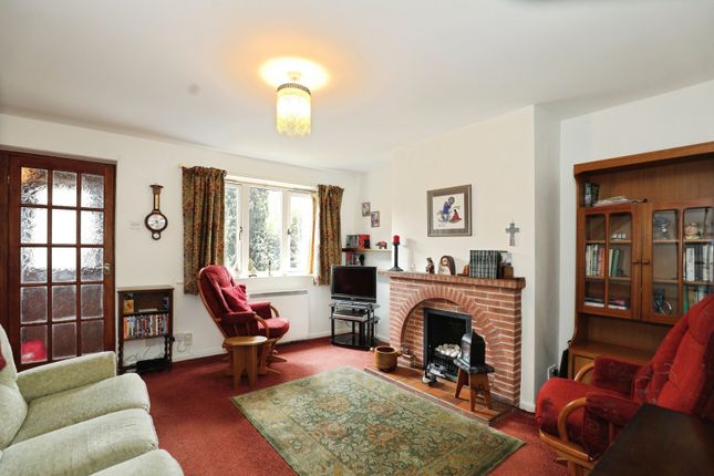 2, Church View, Cheshire photo 4
