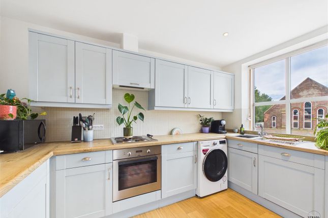 43 The Foundry, Camlough Walk, Chesterfield photo 4
