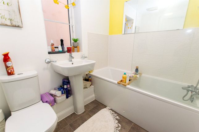 End terrace house for sale in Money Mead, Dunstable, Bedfordshire