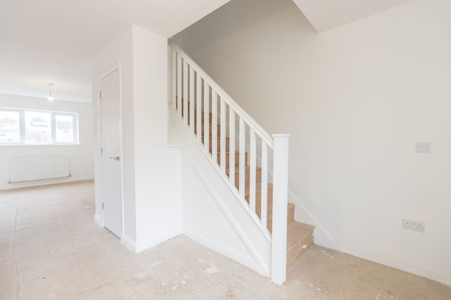 44 St Leonards Walk, Carnbroe, Coatbridge photo 4