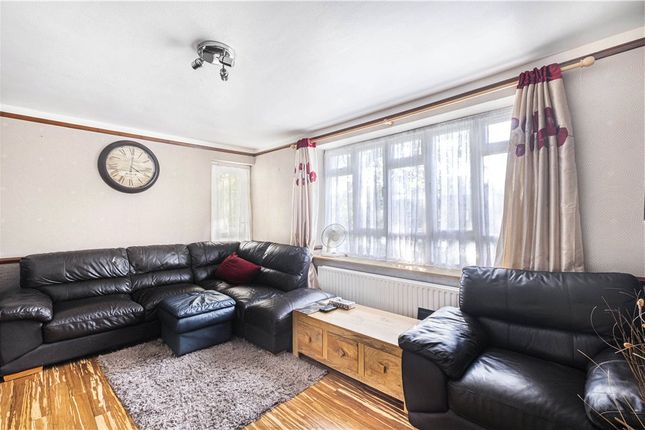 Thumbnail Flat for sale in Staplefield Close, Streatham Hill, London