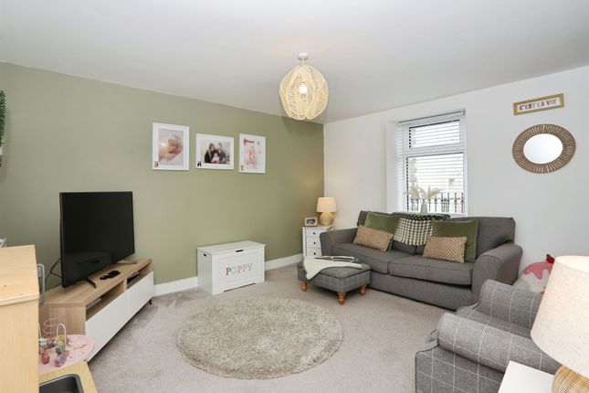 90, Penygraig Road, TONYPANDY photo 2