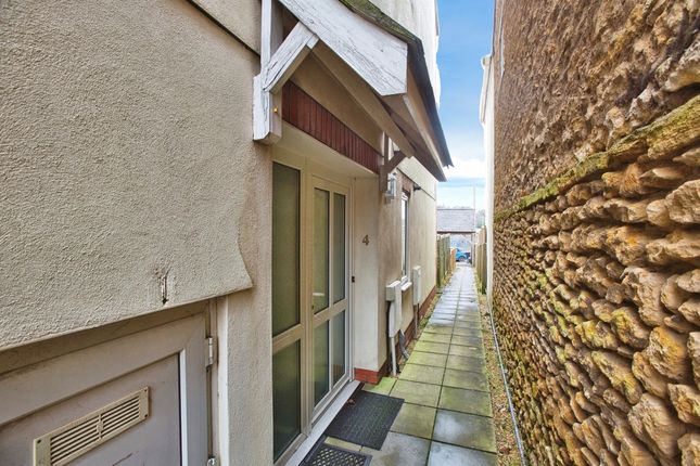 Flat for sale in South Street, Crewkerne