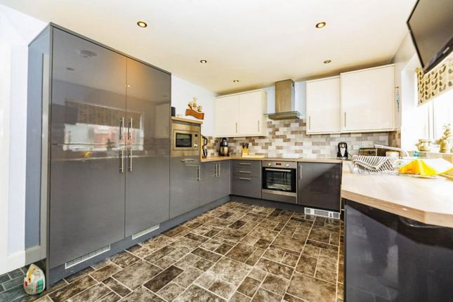 11, Wallingfield Court, Sheffield photo 3