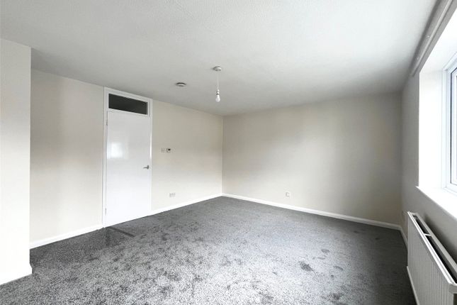 11 Madehurst Court,, Gloucester Road, West Sussex photo 3