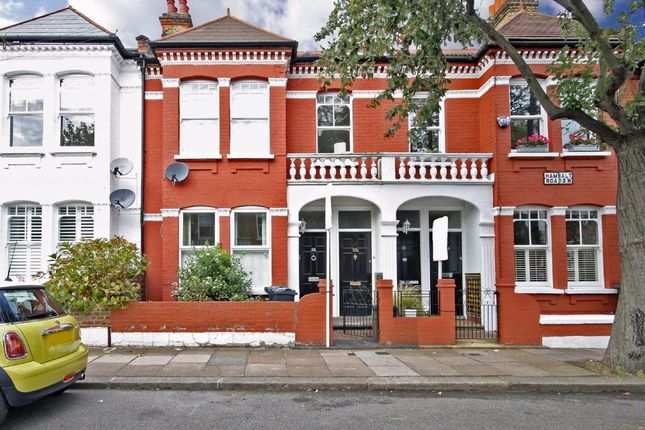 Thumbnail Flat to rent in Hambalt Road, London