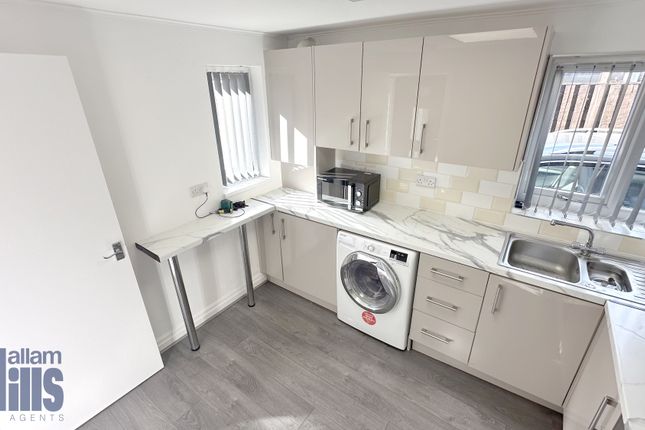 29a, Scott Road, Sheffield photo 2