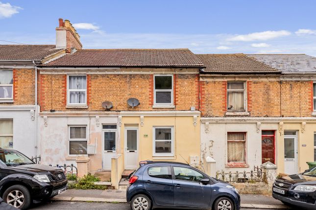 Maisonette to rent in Clarendon Place, Dover, Dover