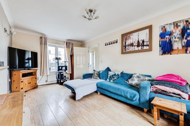 14, Elmhurst Way, CARTERTON photo 3