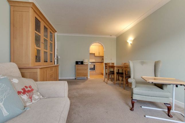Flat for sale in Church End Lane, Wickford