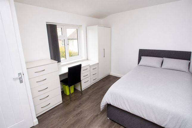 POOLE CRESCENT, BIRMINGHAM photo 5
