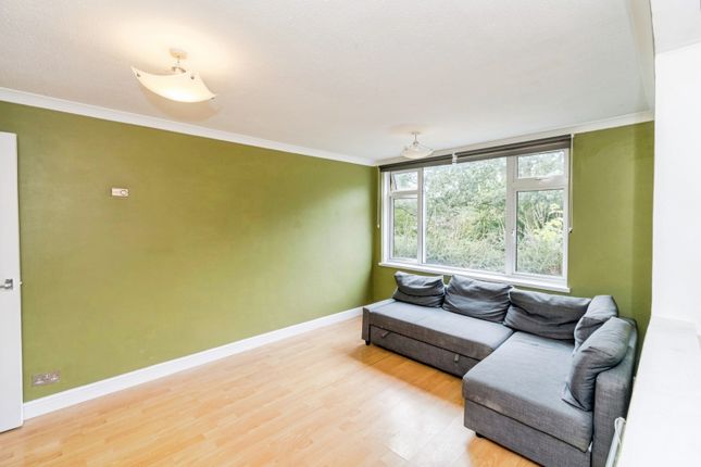 Flat 2, Rider Court,, Beaulieu Road, Southampton photo 2