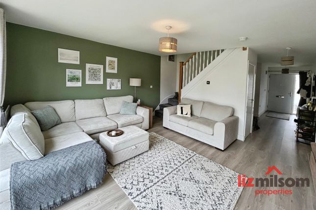 20, Moonstone Way, Swadlincote photo 4