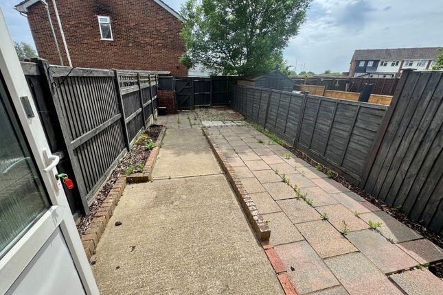 29 Lime Close, Godinton, Ashford photo 3
