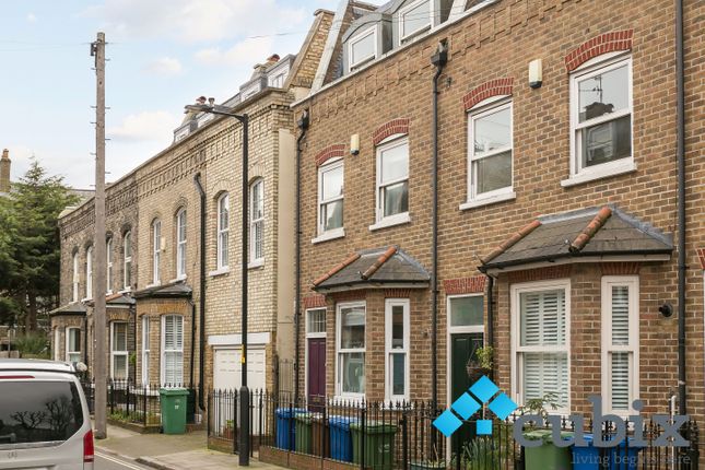Terraced house to rent in Searles Road, London