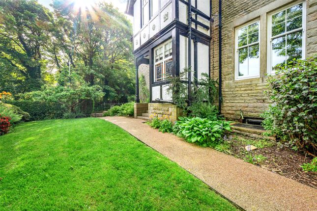 48, Hollins Lane, Lancashire photo 4