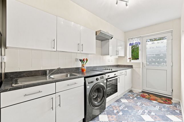 9 Pemberton Court Pemberton Avenue, Ingatestone photo 3