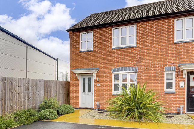 Thumbnail Terraced house to rent in Autumn Close, West Bridgford, Nottinghamshire