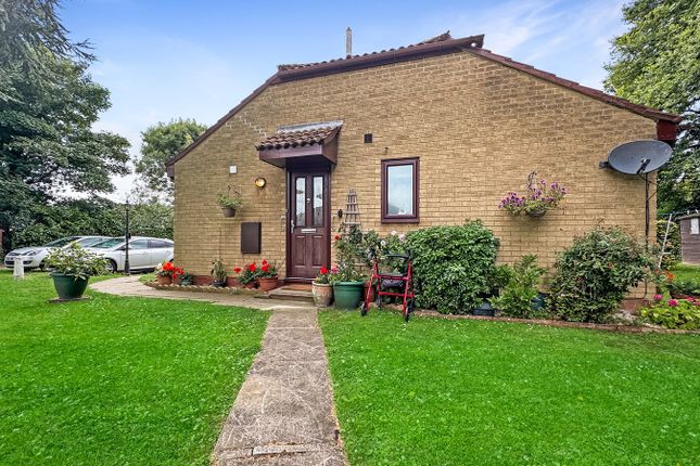 Thumbnail Bungalow for sale in Chapel Hill, Braintree