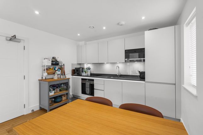 9 Drey House, Gernon Road, Hertfordshire photo 2