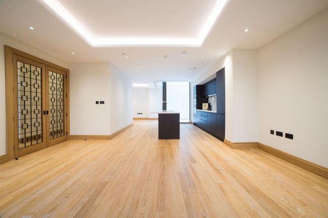 Apt 2, Cleland House, London photo 4