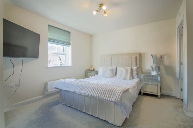 55, Paddock Rise, Wakefield photo 4
