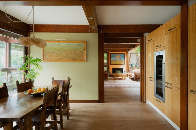 306740 - Blue Gates, Cambridge-31.Jpg