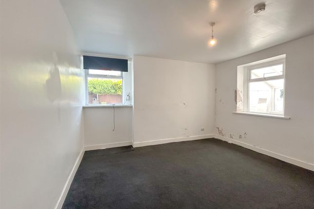 125, Tillery Street, Abertillery photo 4