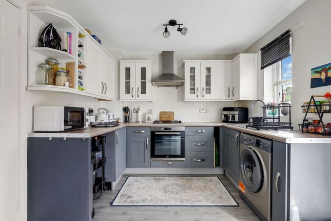 5 Hatton Crofts, Nottingham photo 2