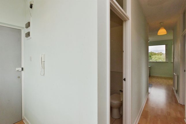 24, Benbow Court, MILTON KEYNES photo 4