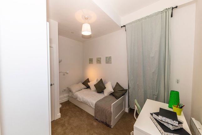 Flat 2, 34 Hanover Street, Swansea photo 3
