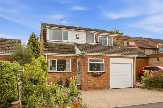 1 Normandy Close, Warwick photo 2